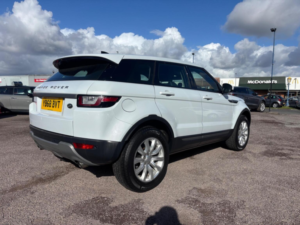 2018 Land Rover Range Rover Evoque 2.0 Ed4 Se Fwd Euro 6 (s/s) 5dr in White — image 5