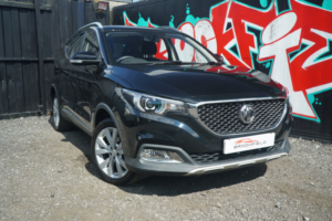 2020 MG MG Zs 1.0 T-Gdi Excite SUV 5dr Petrol Auto Euro 6 (111 Ps) in Black — image 2