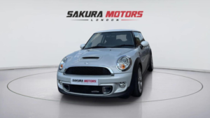 2011 MINI Hatch 1.6 John Cooper Works Auto Euro 5 3dr in Other — image 4