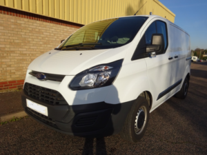 2015 Ford Transit Custom 2.2 Tdci 310 Econetic Panel Van 5dr Diesel Manual L1 H1 (162 G/km, 98 Bhp) in White — image 5