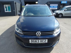 2013 Volkswagen Touran 1.6 Tdi Se Euro 5 5dr in Blue — image 2