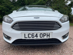 2015 Ford Focus 1.6 Tdci Titanium Euro 5 (s/s) 5dr in White — image 4