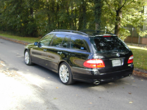 2006 Mercedes-Benz E Class Ref 8784 - Mercedes Benz W211 E Class E300 Estate Ex Japan in Black — image 6