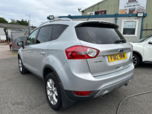 2012 Ford Kuga 2.0 Tdci Zetec 2WD Euro 5 5dr in Silver — image 4
