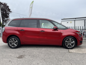 2015 Citroen Grand C4 Picasso 1.6 Bluehdi Exclusive+ in Red — image 5