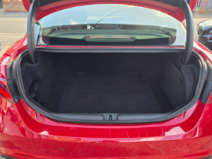 2019 Alfa Romeo Giulia 2.0t Super Saloon 4dr Petrol Auto Euro 6 (s/s) (200 Ps) in Red — image 6