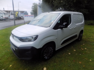 2024 Citroen Berlingo 1.5 Bluehdi 1000 Driver M Swb Euro 6 (s/s) 5dr in White — image 5