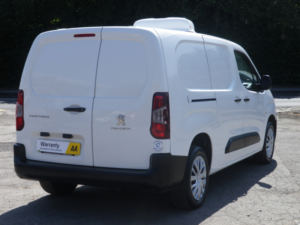 2021 Peugeot Partner 1.5 Bluehdi 950 Lwb Professional Fridge Van in White — image 6