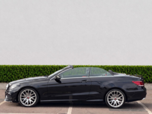 2014 Mercedes-Benz E Class 3.0 E350d V6 Bluetec Amg Sport Cabriolet 2dr Diesel G-Tronic+ Euro 6 (s/s) (252 Ps) in Black — image 4
