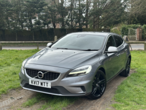 2017 Volvo V40 2.0 R-Design Pro D4 in Grey — image 2