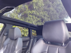 2013 Land Rover Range Rover Evoque 2.2 Sd4 Prestige in Black — image 2