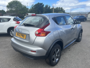 2012 Nissan Juke 1.6 Visia in Silver — image 2
