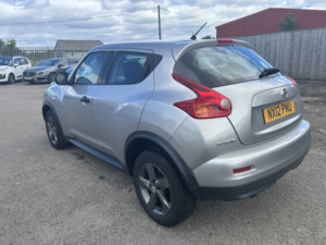 2012 Nissan Juke 1.6 Visia in Silver — image 4