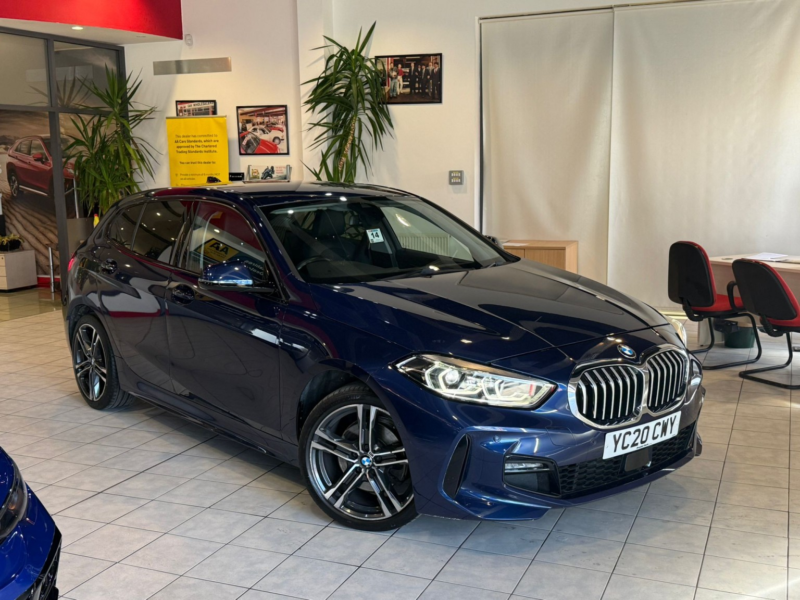 2020 BMW 1 Series 1.5 118i Sport in Blue — image 1