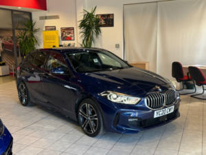 2020 BMW 1 Series 1.5 118i Sport in Blue — image 3