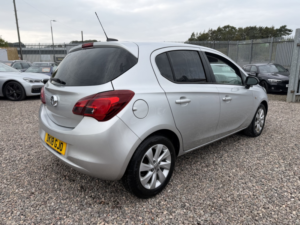 2018 Vauxhall Corsa 1.4 I Ecotec Design in Silver — image 2