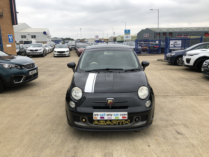 2011 Fiat 500 1.2 500 1.2 Lounge (start Stop) in Black — image 3