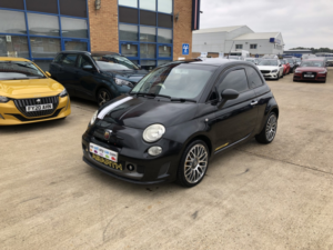 2011 Fiat 500 1.2 500 1.2 Lounge (start Stop) in Black — image 4