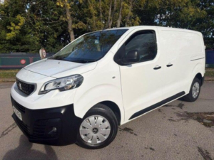 2020 Peugeot Expert 2.0 Bluehdi 1400 Professional Standard Panel Van Mwb Euro 6 (s/s) 6dr in White — image 3
