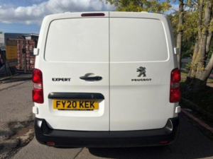 2020 Peugeot Expert 2.0 Bluehdi 1400 Professional Standard Panel Van Mwb Euro 6 (s/s) 6dr in White — image 6