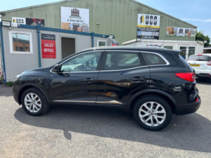 2016 Renault Kadjar 1.5 Dci Dynamique Nav Euro 6 (s/s) 5dr in Black — image 5