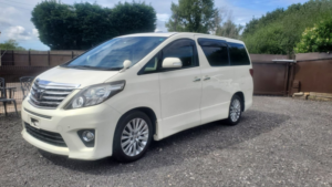 2012 Toyota Alphard 2.4 Auto 7 Seater Twin Sunroofs in White — image 4