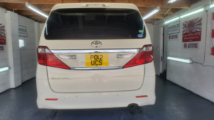 2012 Toyota Alphard 2.4 Auto 7 Seater Twin Sunroofs in White — image 6