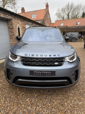 2020 Land Rover Discovery 3.0 Sd V6 Hse Luxury in Blue — image 5