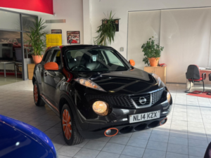 2014 Nissan Juke 1.5 Dci 8v Tekna in Black — image 2