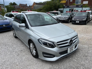 2015 Mercedes-Benz B Class B180 1.6 Se CVT Auto 5dr in Silver — image 4