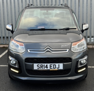 2014 Citroen C3 Picasso Selection 1.6 Hdi in Grey — image 3