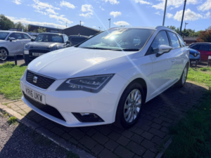 2016 SEAT Leon 1.2 Tsi Se Sport Tourer Euro 6 (s/s) 5dr in White — image 4