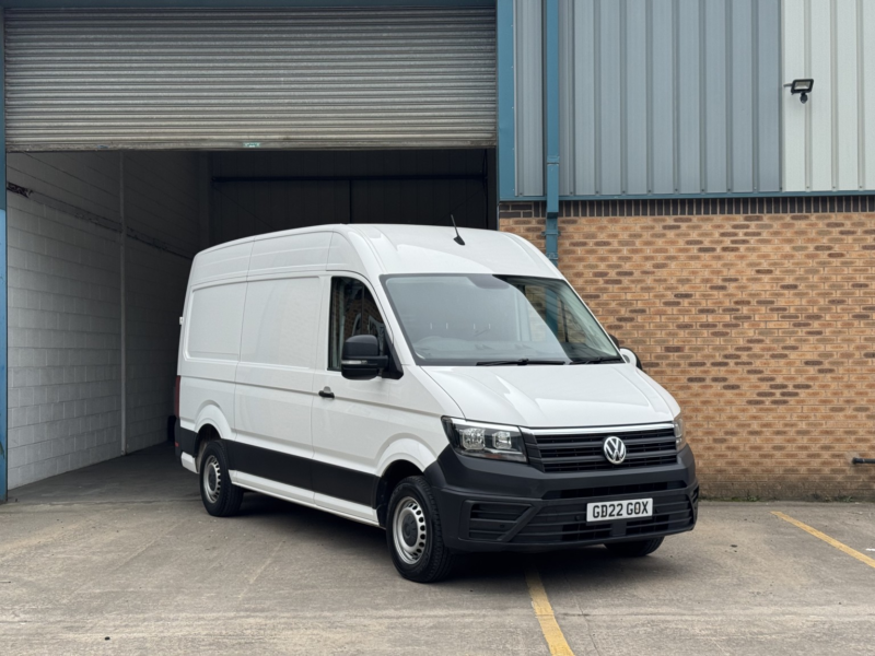 2022 Volkswagen Crafter 2.0 Tdi Cr35 Startline Business Mwb Fwd L2 High Roof Euro 6 (s/s) 5dr in White — image 1