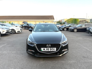2018 Mazda Mazda3 1.5 Skyactiv-D Sport Nav Euro 6 (s/s) 5dr in Black — image 2