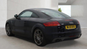 2010 Audi Tt 2.0 Tdi S Line Special Edition Quattro Euro 4 3dr in Black — image 4
