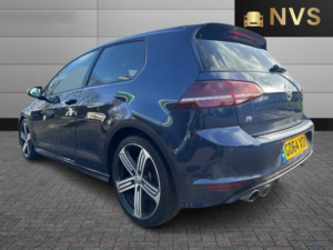 2015 Volkswagen Golf 2.0 Tsi Bluemotion Tech R in Blue — image 5