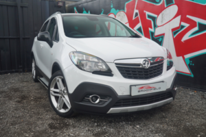 2015 Vauxhall Mokka 1.4i Turbo Limited Edition SUV 5dr Petrol Manual 2WD Euro 6 (s/s) (140 Ps) in White — image 2