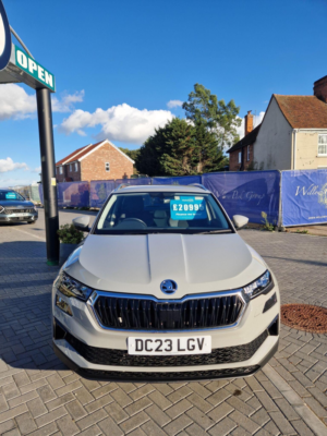 2023 Skoda Karoq 1.5 Tsi Act Se L DSG Euro 6 (s/s) 5dr in Grey — image 2