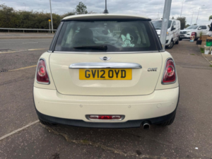 2012 MINI Hatch 1.6 One Euro 5 3dr in White — image 4