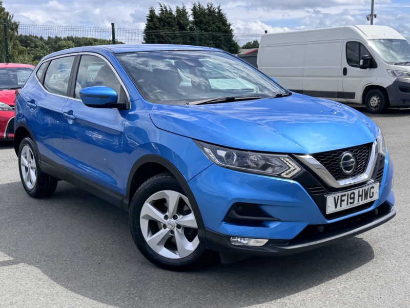 2019 Nissan Qashqai 1.5 Dci Acenta Premium in Blue — image 1