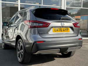 2021 Nissan Qashqai 1.3 Dig-T N-Connecta Dct Auto Euro 6 (s/s) 5dr in Grey — image 2