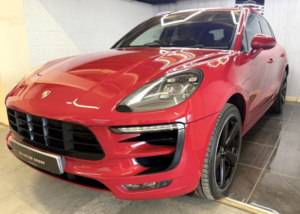 2017 Porsche Macan 3.0 T V6 Gts in Red — image 3