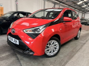 2018 Toyota Aygo 1.0 Vvt-I X-Play in Red — image 2