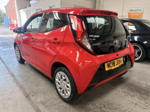 2018 Toyota Aygo 1.0 Vvt-I X-Play in Red — image 3