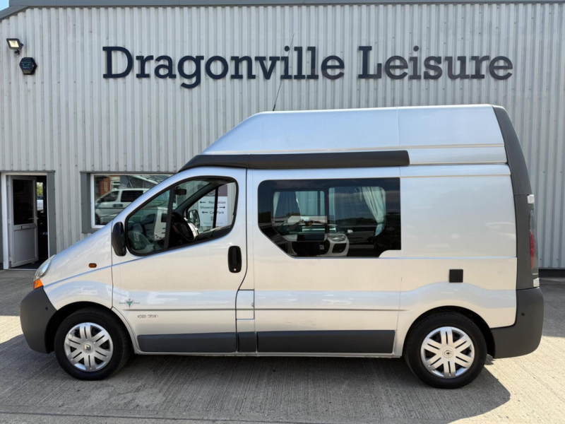2003 Renault Trafic Loisirs 12 Camping-Car Camper Van Lhd Left Hand Drive in Silver — image 1