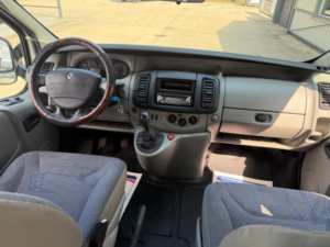 2003 Renault Trafic Loisirs 12 Camping-Car Camper Van Lhd Left Hand Drive in Silver — image 6