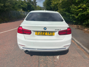 2018 BMW 3 Series 2.0 318d Sport Saloon 4dr Diesel Manual Euro 6 (s/s) (150 Ps) in White — image 5