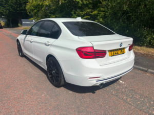 2018 BMW 3 Series 2.0 318d Sport Saloon 4dr Diesel Manual Euro 6 (s/s) (150 Ps) in White — image 6