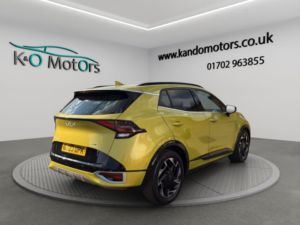 2023 Kia Sportage 1.6 T-Gdi Mhev Gt-Line Dct Euro 6 (s/s) 5dr in Yellow — image 4