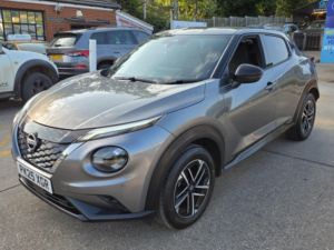 2025 Nissan Juke 1.6 N-Connecta Auto Euro 6 5dr in Grey — image 5
